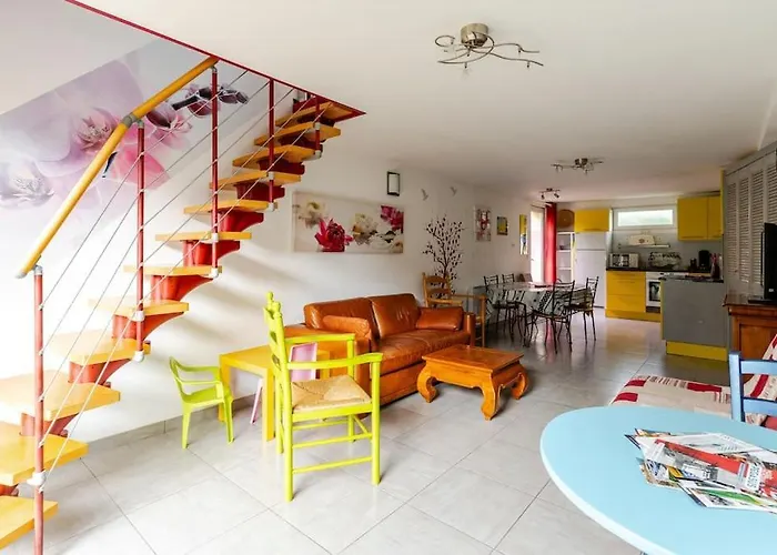 Casa de Férias La Cornaline 1 *